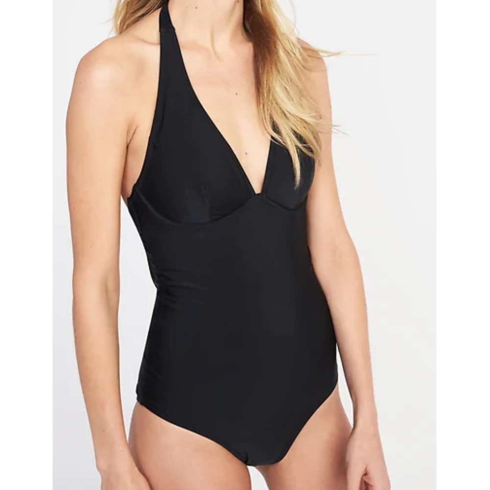 Black Halter Underwire Swimsuit